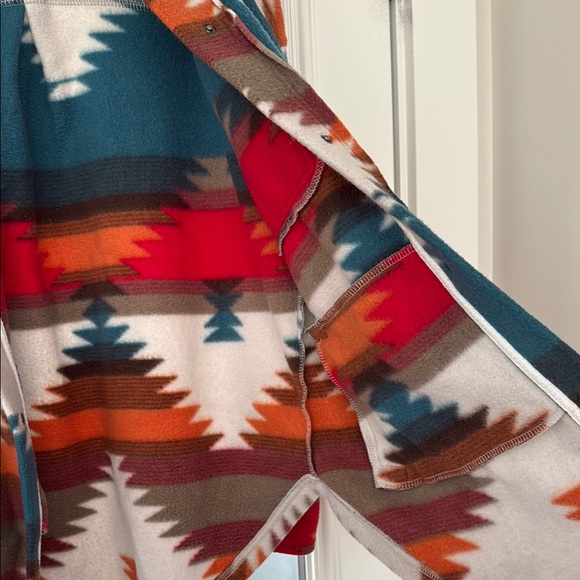 Colorful Aztec Patterned Jacket - Picture 7 of 10